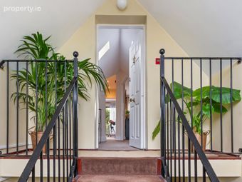 50 Village Court, Butterfield Avenue, Rathfarnham, Dublin 14, Dublin 14 - Image 2