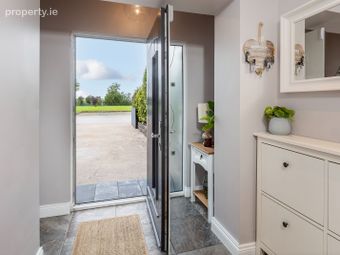 12 College Lawn, College Manor, Cobh, Co. Cork - Image 4