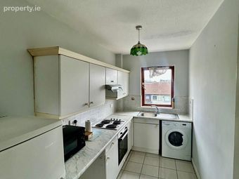 Apartment 66, Grand Canal View, Rialto, Dublin 8 - Image 2