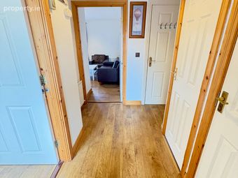 10 The Downs, Lakepoint Park, Mullingar, Co. Westmeath - Image 4