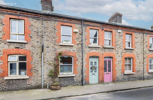 31 Avondale Avenue, Phibsborough, Dublin 7, Dublin 7 - Click to view photos