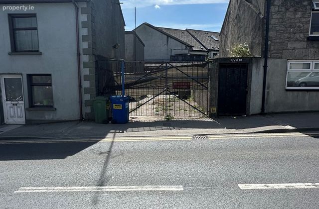 25 Upper Church Street, Tipperary, Tipperary Town, Co. Tipperary - Click to view photos