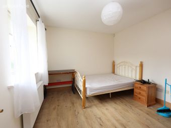 4 Cosby Avenue, Fairgreen, Portlaoise, Co. Laois - Image 5
