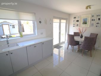 7 Barnwell Avenue, Hansfield, Clonsilla, Dublin 15 - Image 5