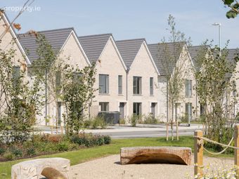 4 Bedroom Semi-Detached House, Dublin 22