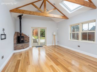 41 Woodview Lawn, Saleen, Midleton, Co. Cork - Image 2