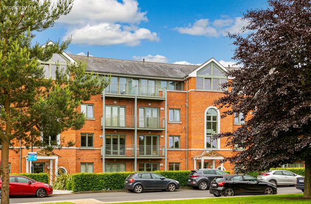 17 Beech Lodge, Farmleigh, Castleknock, Dublin 15, Castleknock, Dublin 15 - Click to view photos