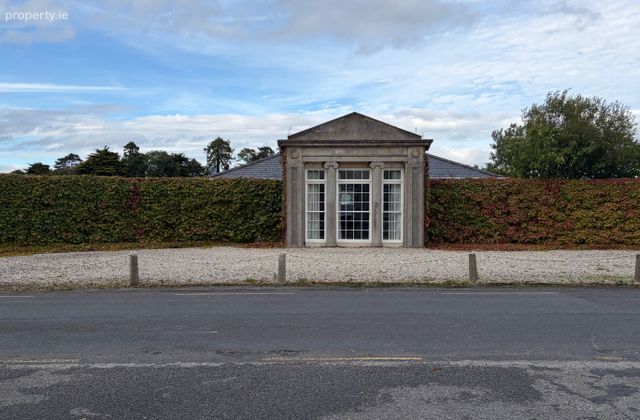 Lyons Lodge, Skeagh, W23t99v, Newcastle, Co. Dublin - Click to view photos
