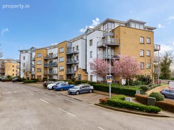 32 Kavanagh Hall, Collegewood, Castleknock, Dublin 15, Castleknock, Dublin 15