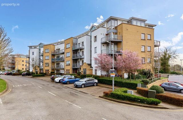 Apt 32 Kavanagh Hall, Collegewood, Castleknock, Dublin 15, Co. Dublin, Castleknock, Dublin 15 - Click to view photos