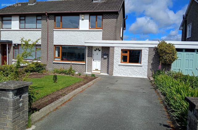 8 Willowdale, Bay Estate, Dundalk, Co. Louth, Blackrock, Co. Louth - Click to view photos