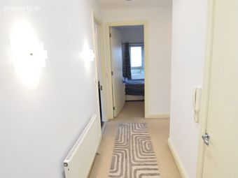 26 The Crescent Apartments, Old Fort Road, Ballincollig, Co. Cork - Image 2
