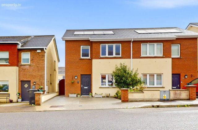 12 Hampton Gardens Avenue, Balbriggan, Balbriggan, Co. Dublin - Click to view photos