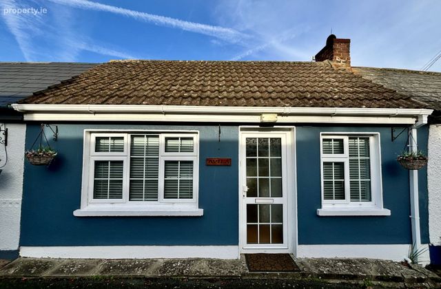 Avila, Seamount, Courtown, Co. Wexford - Click to view photos