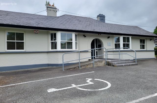 The Leinster Clinic, Dn Sion, Kilcock Road, Maynooth, Naas, Co. Kildare, Maynooth, Co. Kildare - Click to view photos