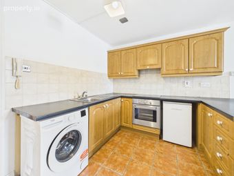 Apt 6 Cretzen House, 49 The Quay, Waterford, Waterford City, Waterford City Centre, Co. Waterford - Image 4