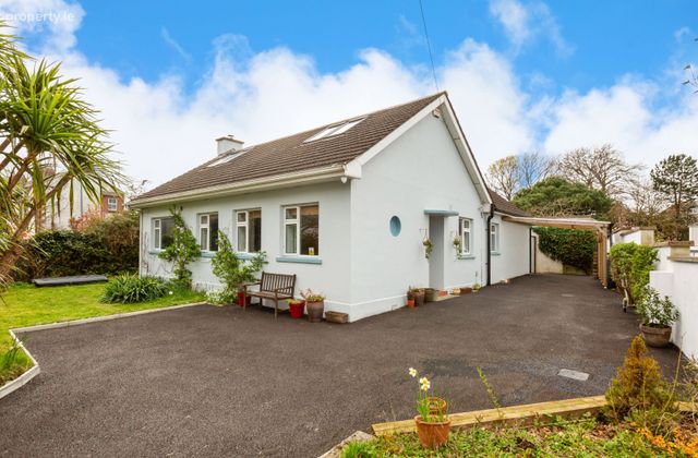 Heathfield, Sea Road, Ferrybank, Co. Wicklow - Click to view photos