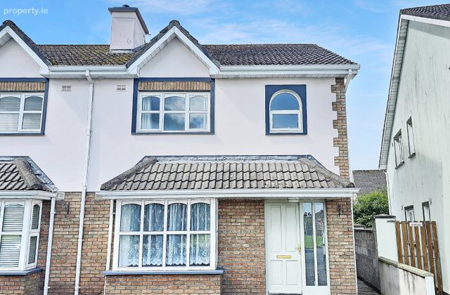 26 Dun Na Ri, Tobarteascain, Ennis, Co Clare, Ennis, Co. Clare - Click to view photos
