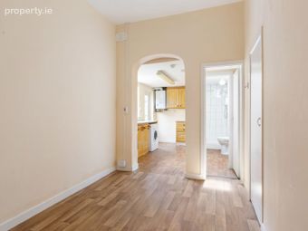25 Saint Benedict's Gardens, Phibsborough, Dublin 7 - Image 3