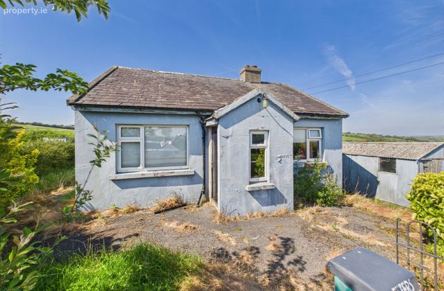 Ballyvarring, Slieverue, Glenmore, Co. Kilkenny - Click to view photos