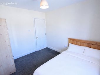 14a Pembroke Avenue, Pembroke Wood, Passage West, Co. Cork - Image 3