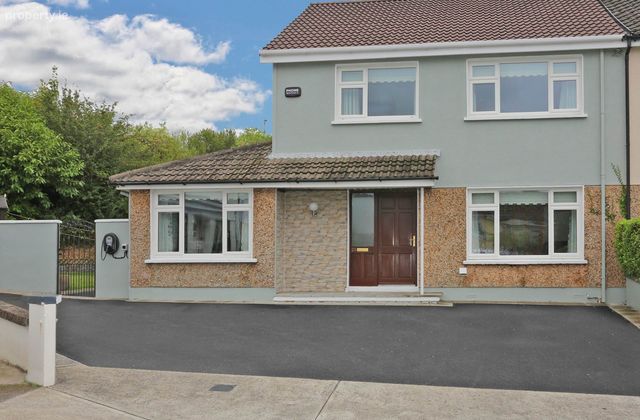 21 Davin Gardens, Caherdavin, Limerick, Co. Limerick, Clareview, Co. Limerick - Click to view photos
