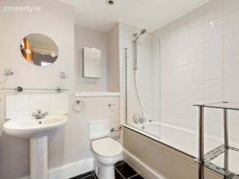 Apartment, Adelaide Square, Dublin 8 - Image 5