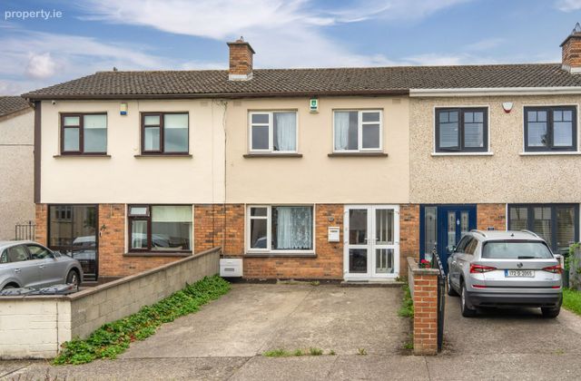 49 Monksfield Walk, Dublin 22, Clondalkin, Dublin 22 - Click to view photos