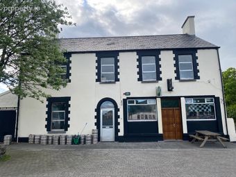 O'hares Bar, Cornmarket, Ballinrobe, Co. Mayo