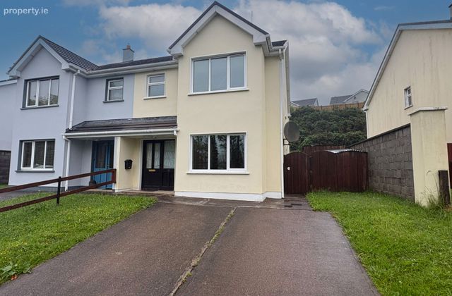 75 The Hermitage, Millstreet Road, Macroom, Co. Cork - Click to view photos