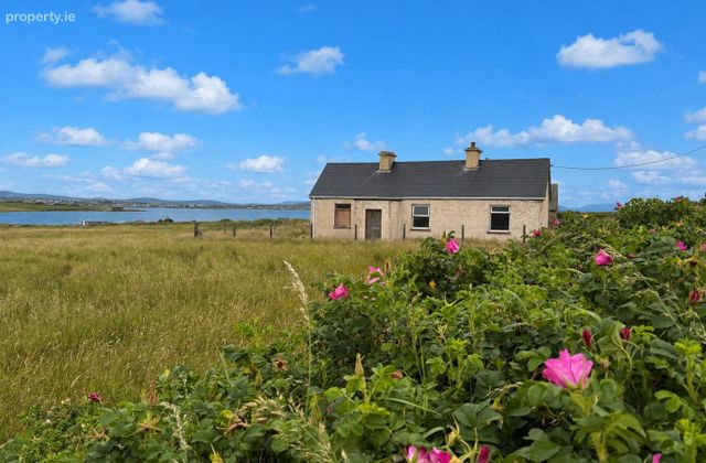 Emlybeg South, Binghamstown, An Geata Mor, Co. Mayo - Click to view photos