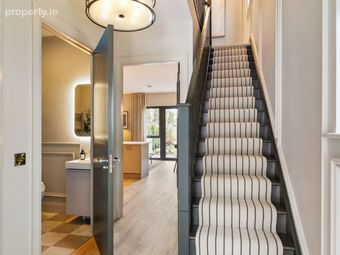 3 Bedroom House, Dublin 18, Kilternan, Dublin 18 - Image 2