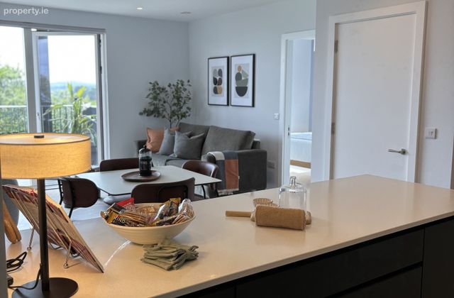 Studio, Cross Avenue, Blackrock, Co. Dublin - Click to view photos