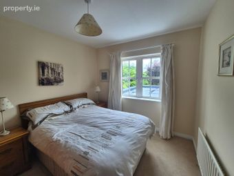 73 The Glebe, Ballina, Ballina, Co. Mayo - Image 5