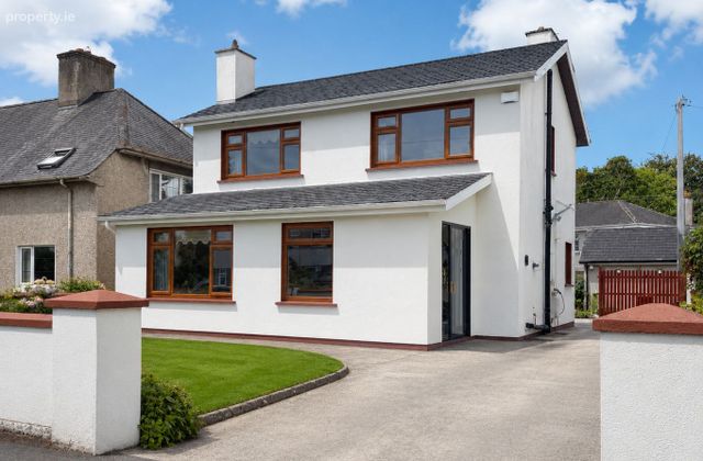 Middleknock, Kilkenny, Co. Kilkenny - Click to view photos