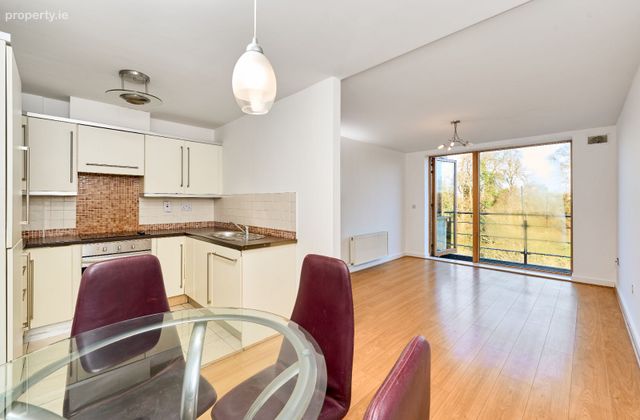 107 Academy Square, Academy Street, Navan, Co. Meath - Click to view photos