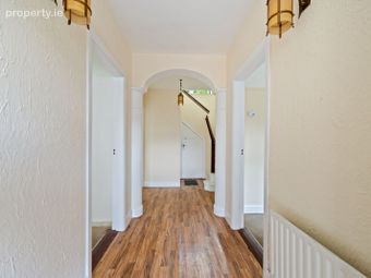 Santa Cruz, 1 Roserie Gardens, Western Road, Western Road, Co. Cork - Image 3