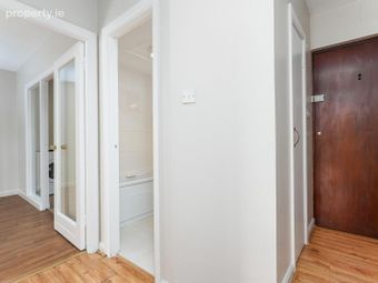 Apartment 58, Crescent House, Clontarf, Dublin 3 - Image 2