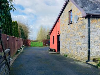 The Cottage, Lisloran, E25 Py58, Cashel, Co. Tipperary - Image 2
