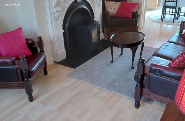 Carrick On Shannon, Carrick-on-Shannon, Co. Leitrim - Click to view photos