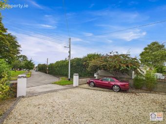 42 Ballydowd Grove, Lucan, Co. Dublin - Image 3