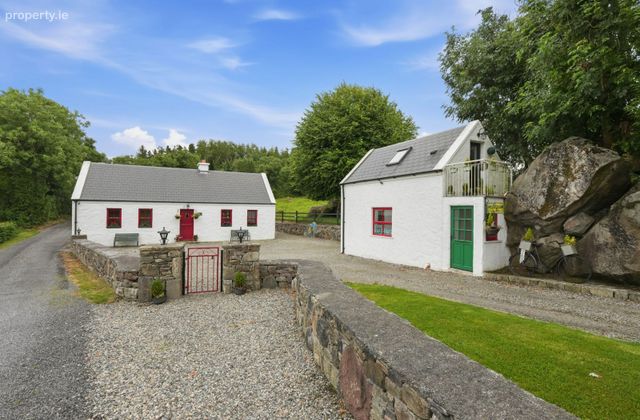 Cloongee, Foxford, Co. Mayo - Click to view photos