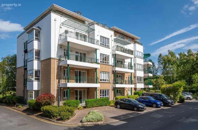 107 Seamount, Block 5, Blackrock, Co Dublin, Blackrock, Co. Dublin - Click to view photos