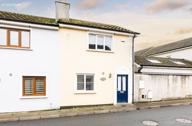 51 Hamlet Square, Balbriggan, Co. Dublin - Click to view photos