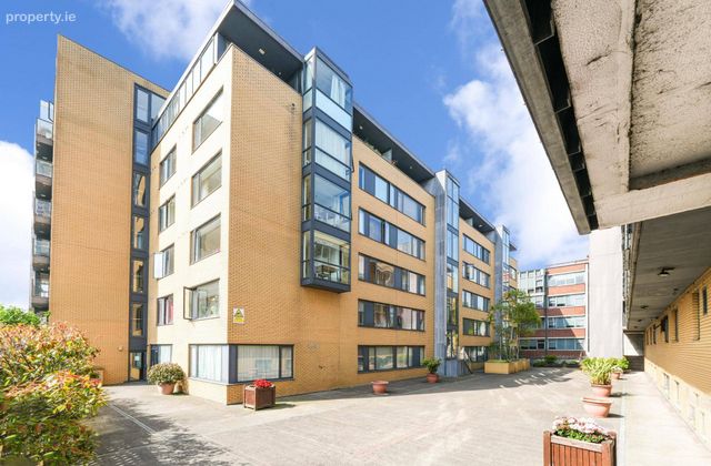 Apt 30 Longmeadow, Conyngham Road, Dublin 8, Dublin 8 - Click to view photos