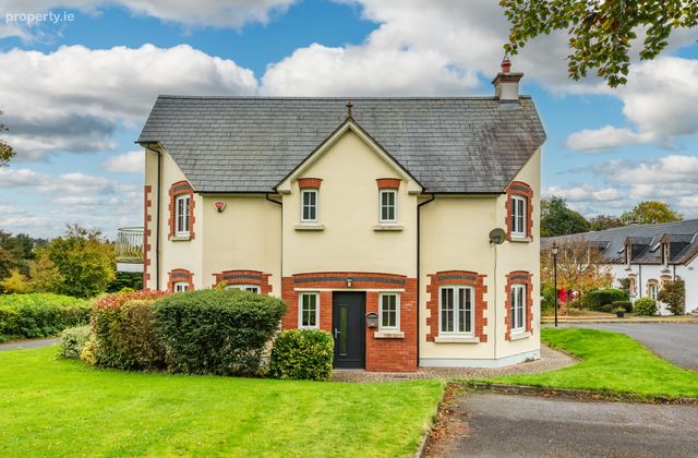 9 Knockanally Golf Village, Donadea, Co. Kildare, Donadea, Co. Kildare - Click to view photos