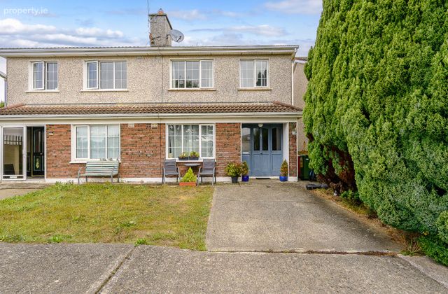21 Highbury, Waterpark, Carrigaline, Co. Cork - Click to view photos