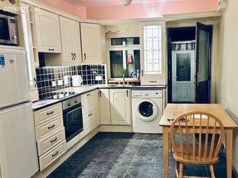 Warm, Furnished 2-bed Home | Wifi &amp; Refuse Included | &euro;1,550, Tubbercurry, Co. Sligo - Image 2