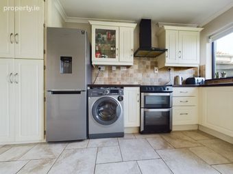 42 Pinewood Avenue, Hillview, Waterford, Waterford City Centre, Co. Waterford - Image 4