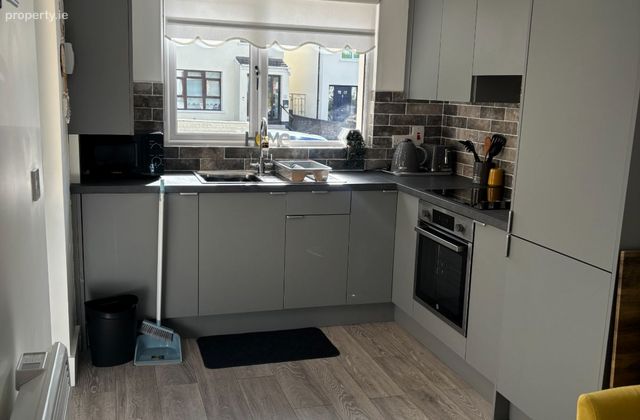 15 Westpark, Dublin 24, Tallaght, Dublin 24 - Click to view photos